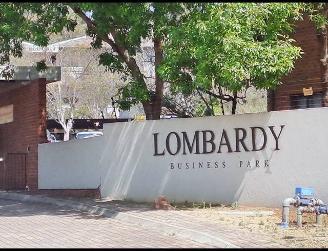 76M² OFFICE FOR SALE IN LOMBARDY ESTATE